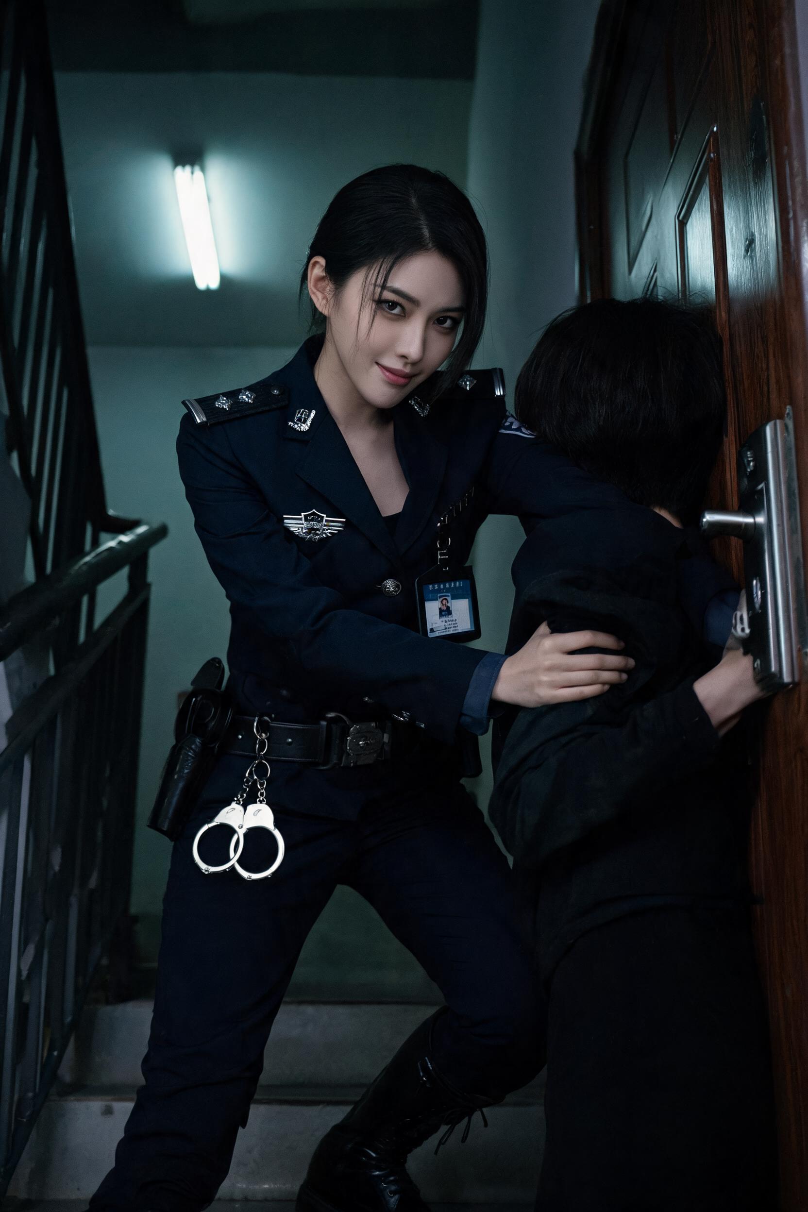 赵薇玎 · 形象图
